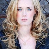 Abigail Hawk hot