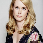 Abigail Hawk 