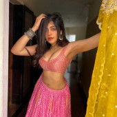 Adah Sharma 