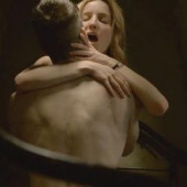 Annabelle Wallis