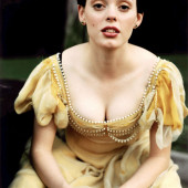 Rose McGowan