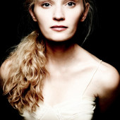 Agata Buzek heiss