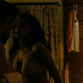 Aislinn Derbez 