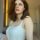 Alexandra Daddario