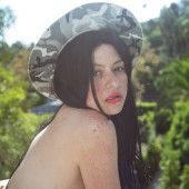 Alia Shawkat nude