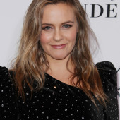 Alicia Silverstone