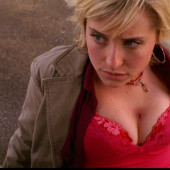 Allison Mack cleavage