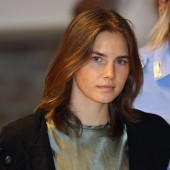 Amanda Knox sexy