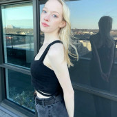Amybeth Mcnulty 