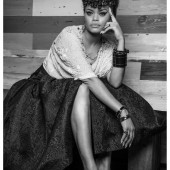 Andra Day feet