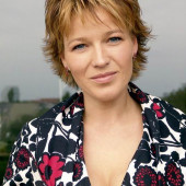 Andrea Ballschuh dekollete