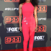 Angela Bassett feet