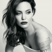 Angelina Jolie