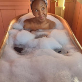Angellica Bell 