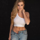 Ann-Kathrin Ru 