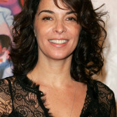 Annabella Sciorra
