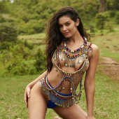 Anne De Paula topless