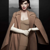 Anne Hathaway