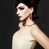 Anne Hathaway