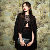 Anne Hathaway
