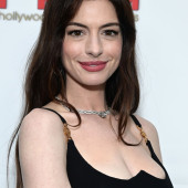 Anne Hathaway