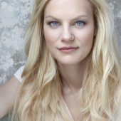 Anne Schramm sexy