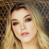 Anny Aurora