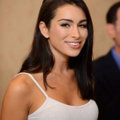 Ashley Iaconetti braless