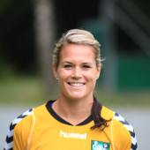 Ashlyn Harris 