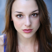 Aubrey Reynolds sexy