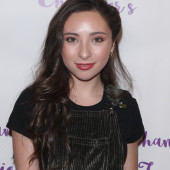 Ava Cantrell photo