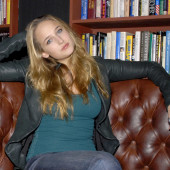 Leelee Sobieski