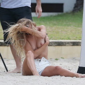 Rosie Huntington-Whiteley 