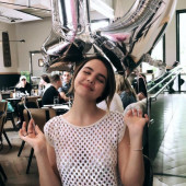 Bailee Madison 