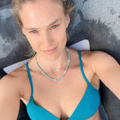 Bar Refaeli