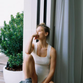 Bar Refaeli