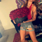 Bella Thorne sexy