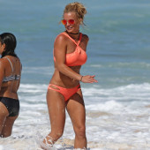 Britney Spears boobs
