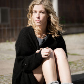 Brigitte Zeh beine