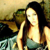 Tia Carrere