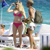 Ellie Goulding 