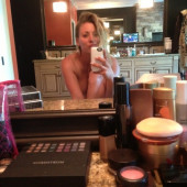 Kaley Cuoco