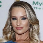 Cali Carter