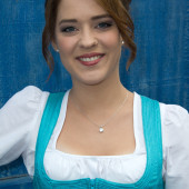 Carina Dengler 