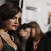 Camilla Belle