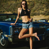 Charlotte Lawrence instagram