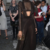 Cindy Bruna braless