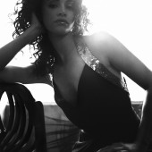 Mia Maestro