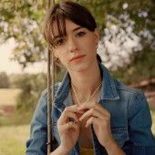 Daisy Edgar-Jones