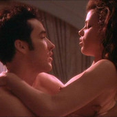 Debi Mazar 